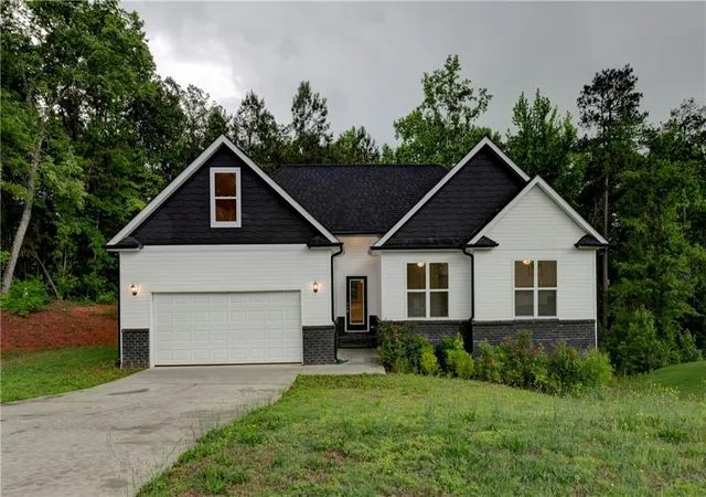 Photo 2 of Single family home for sale at 15 Cassidy Trl, Douglasville, GA 30134 | MLS# 7776606 | Listing updated on 2026-09-14