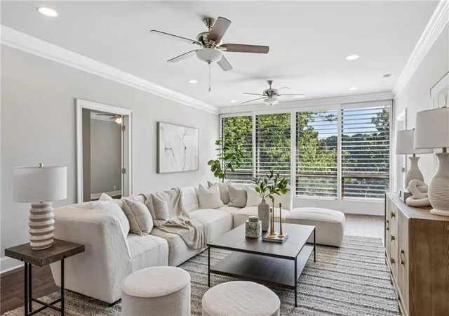 3rd image of 2575 Peachtree Rd Ne #5G, Atlanta, GA 30305 | MLS# 7795598