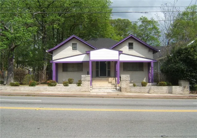 Homes for sale in Atlanta, GA | 916 Metropolitan Pkwy Sw, Atlanta, GA 30310 | MLS# 7138564