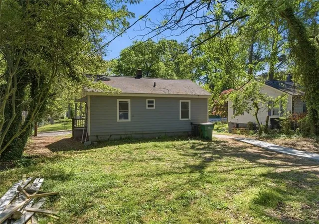 Listing Photo 2 - Condo for sale in building located at 4649 Burks Rd, Forest Park, GA 30297 - Unit #