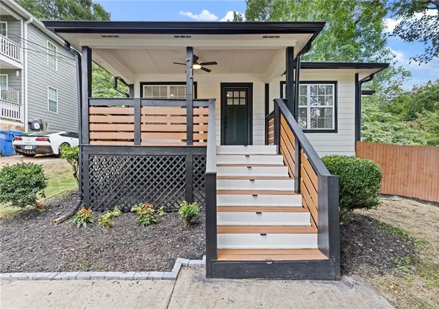 Homes for sale in Atlanta, GA | 71 Thayer Ave Se, Atlanta, GA 30315 | MLS# 7803408