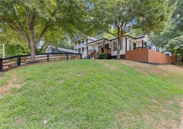 Homes for sale in Atlanta, GA | 71 Thayer Ave Se, Atlanta, GA 30315 | MLS# 7803408