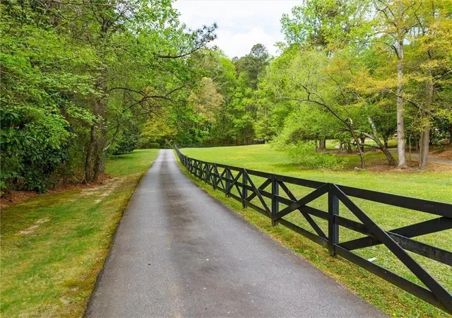 Photo 3 of Single family home for sale at 2755 Mack Dobbs Rd Nw, Kennesaw, GA 30152 | MLS# 7755897 | Listing updated on 2026-08-28