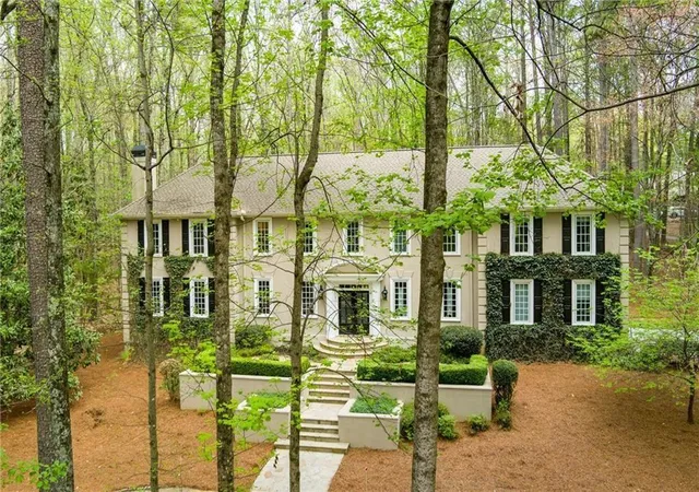 Photo 3 of Single family home for sale at 2755 Mack Dobbs Rd NW, Kennesaw, GA 30152 | MLS# 7755897 | Listing updated on 2026-08-28