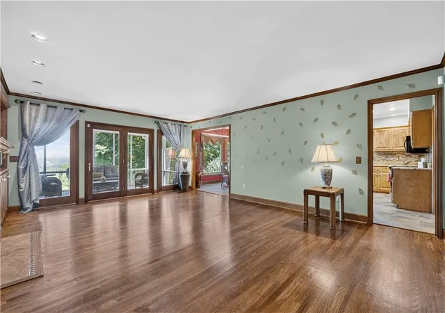 Photo 4 of Sale Pending at 330 Scarlet Ln, Lakemont, GA 30552 | MLS# 7809538 | Listing updated on 2026-08-23