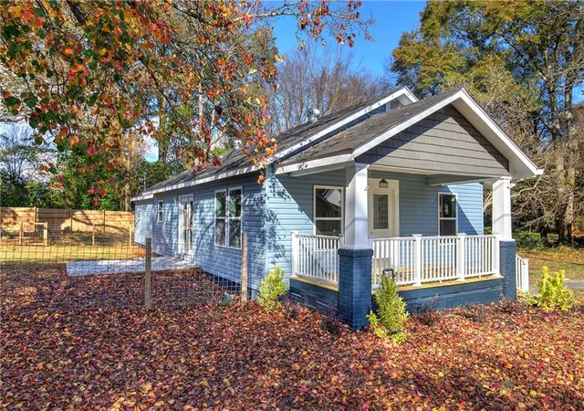 3rd image of 415 E 10Th St, Rome, GA 30161 | MLS# 7685538