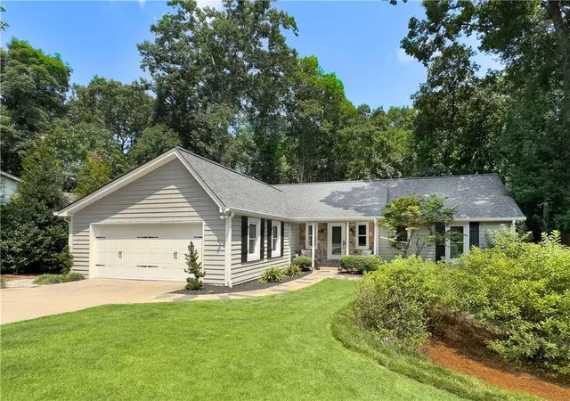 2nd image of 120 Boxelder Ln, Roswell, GA 30076 | MLS# 7812573