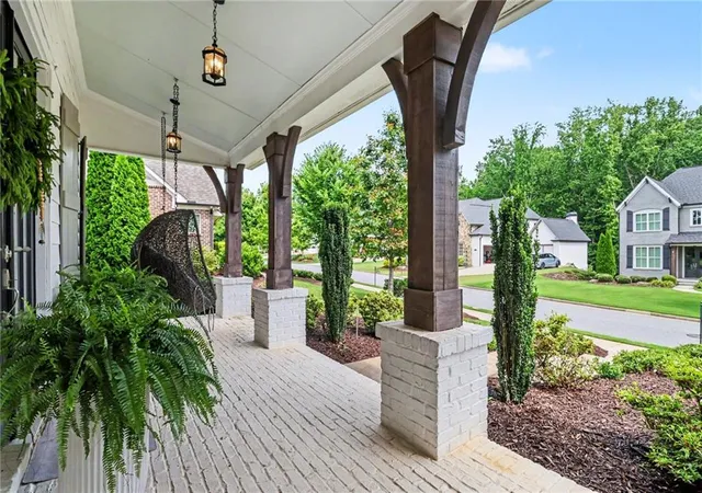 Photo 3 of Single family home for sale at 3470 Montebello Pkwy, Cumming, GA 30028 | MLS# 7788375 | Listing updated on 2026-10-03