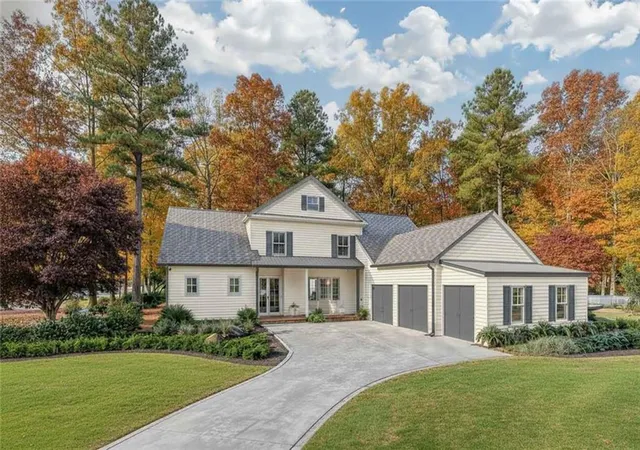Photo 2 of Single family home for sale at 200 Summer Ridge Dr, Ball Ground, GA 30107 | MLS# 7682056 | Listing updated on 2026-09-02