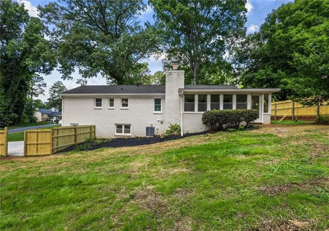 2nd image of 4159 King Valley Dr Se, Smyrna, GA 30082 | MLS# 7773254