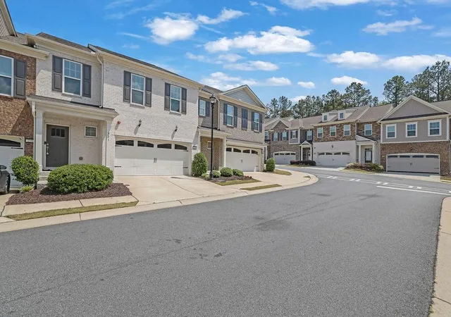 Homes for sale in Woodstock, GA | 221 Ellis Ln, Woodstock, GA 30189 | MLS# 7758536
