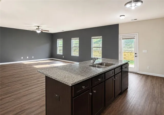 5th image of 4269 Traipse Path, Ellenwood, GA 30294 | MLS# 7796120