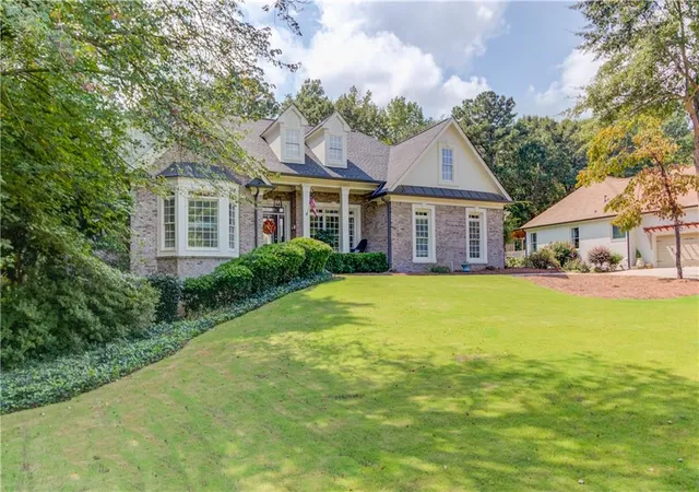3rd image of 951 Providence Ln, Monroe, GA 30656 | MLS# 7781832