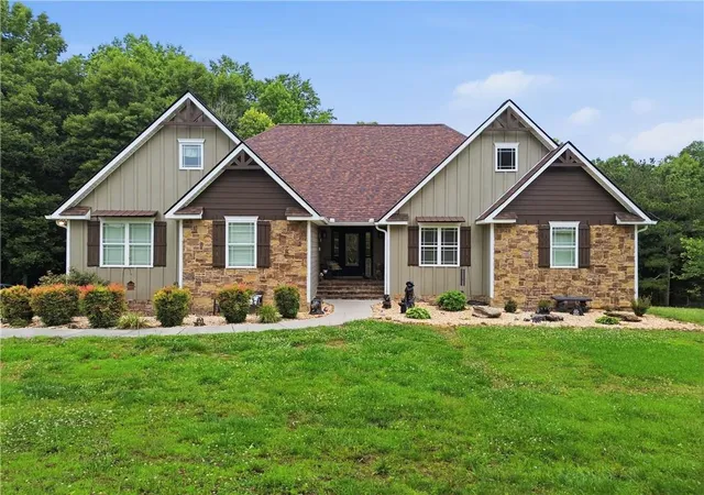 2nd image of 815 Knight Bottom Road Se, Fairmount, GA 30139 | MLS# 7817548