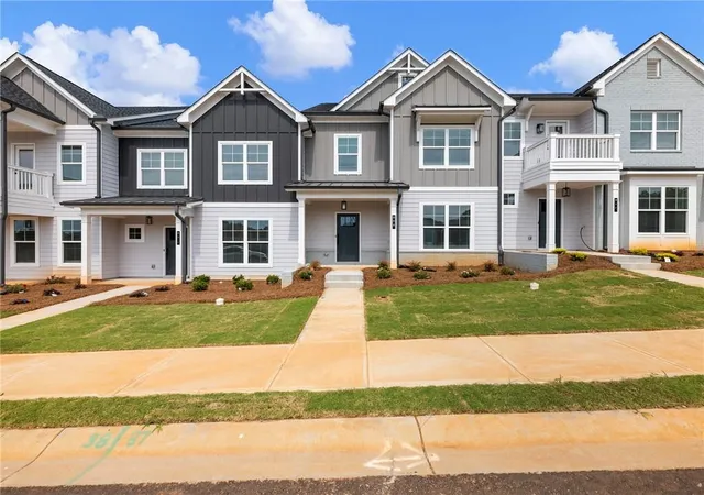 Homes for sale in Winder, GA | 208 Grand Highlands Ct, Winder, GA 30680 | MLS# 7788730