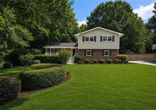 Single family home for sale at 6720 Ramundo Dr, Atlanta, GA 30360 | MLS# 7782023