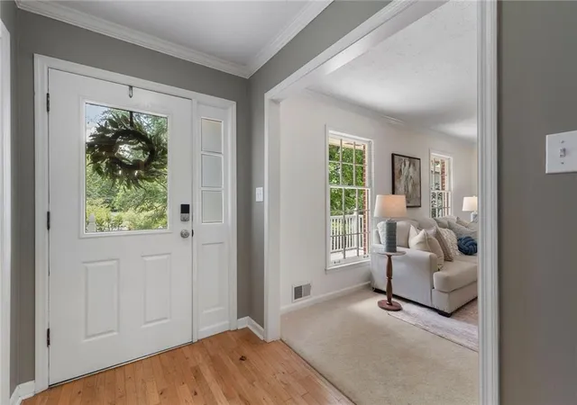Photo 3 of Single family home for sale at 6720 Ramundo Dr, Atlanta, GA 30360 | MLS# 7782023 | Listing updated on 2026-07-26