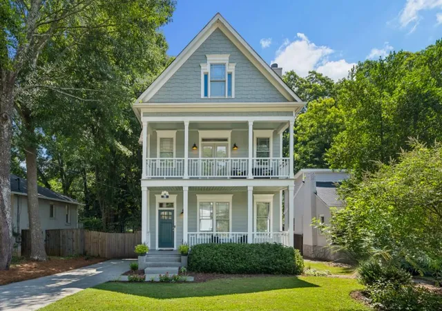 Photo 1 of Single family home for sale at 98 2nd Avenue Se, Atlanta, GA 30317 | MLS# 7820998 | Listing updated on 2026-09-10