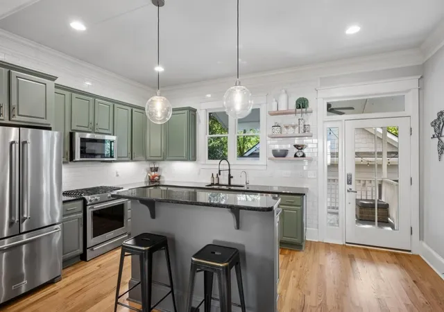 Photo 3 of Single family home for sale at 98 2nd Avenue SE, Atlanta, GA 30317 | MLS# 7820998 | Listing updated on 2026-09-15