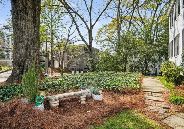 4th image of 21 Peachtree Memorial Dr Nw, Atlanta, GA 30309 | MLS# 7782530