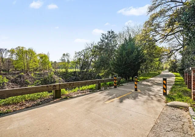 5th image of 21 Peachtree Memorial Dr Nw, Atlanta, GA 30309 | MLS# 7782530