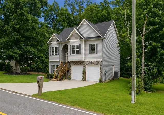 3rd image of 549 Brown Rd, Rockmart, GA 30153 | MLS# 7788105