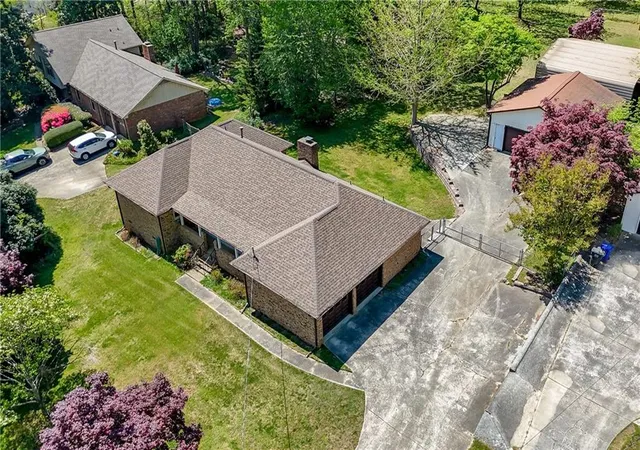 Photo 3 of Sale Pending at 751 Oakley Dr Nw, Marietta, GA 30064 | MLS# 7751140 | Listing updated on 2026-09-04