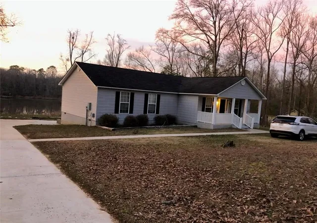 2nd image of 214 Brookwood Ln, Americus, GA 31709 | MLS# 7749499