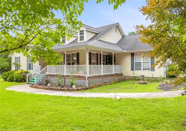 Photo 3 of Sale Pending at 265 Paul Burson Rd Nw, Monroe, GA 30656 | MLS# 7811857 | Listing updated on 2026-09-02