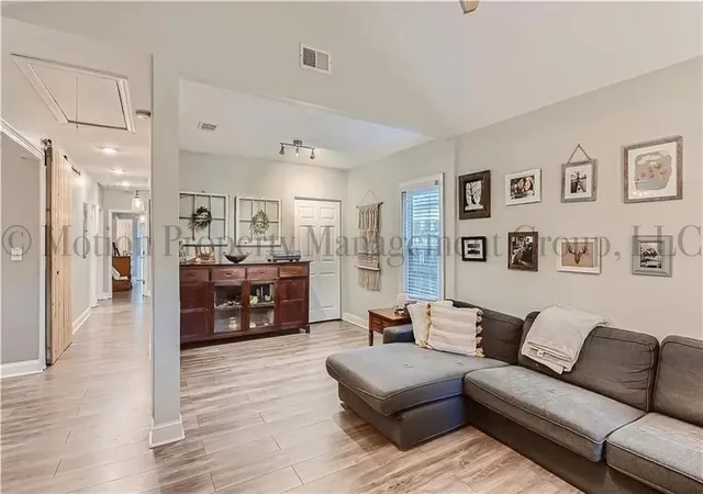 5th image of 784 Hillmont Ave, Decatur, GA 30030 | MLS# 7762301