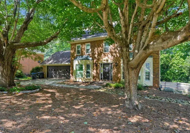 2nd image of 27 Planters Dr, Lilburn, GA 30047 | MLS# 7786945