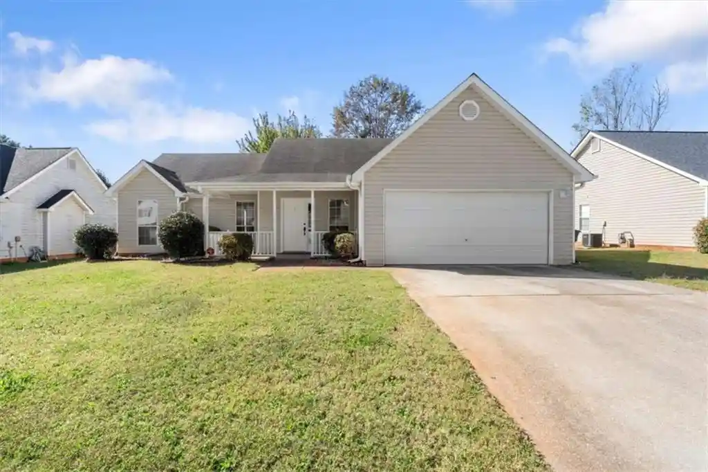 Single family home for sale at 610 Fieldcrest Dr, Mcdonough, GA 30253 | MLS# 7861840