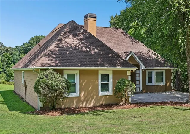 Homes for sale in Auburn, GA | 230 County Line Auburn Rd, Auburn, GA 30011 | MLS# 7768027