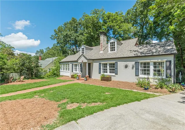 5th image of 17 Northside Dr, Newnan, GA 30263 | MLS# 7811196