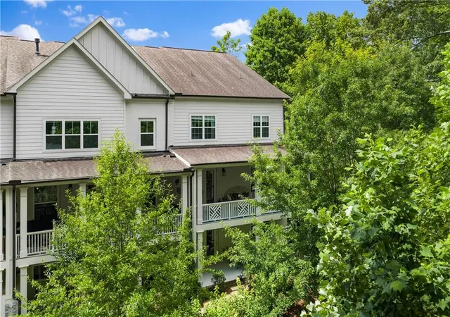 Photo 2 of Townhouse for sale at 300 Banbury Xing, Alpharetta, GA 30009 | MLS# 7792914 | Listing updated on 2026-08-29