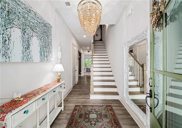 Photo 4 of Townhouse for sale at 300 Banbury Xing, Alpharetta, GA 30009 | MLS# 7792914 | Listing updated on 2026-08-29