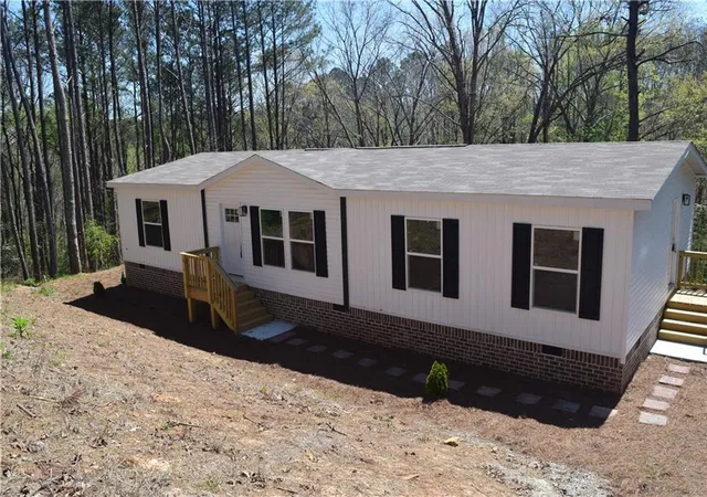 Homes for sale in Ball Ground, GA | 940 Essic Rd, Ball Ground, GA 30107 | MLS# 7740101