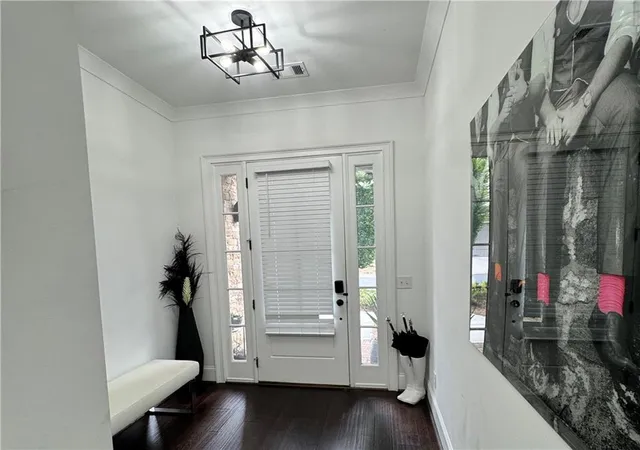 Photo 2 of Townhouse for sale at 529 Springer Bnd Nw, Marietta, GA 30060 | MLS# 7769445 | Listing updated on 2026-08-19