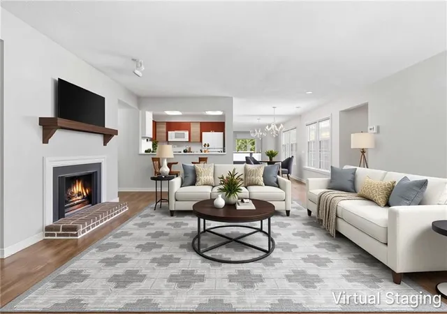 Photo 2 of Sale Pending at 914 Cannongate Xing Sw, Marietta, GA 30064 | MLS# 7753625 | Listing updated on 2026-08-16