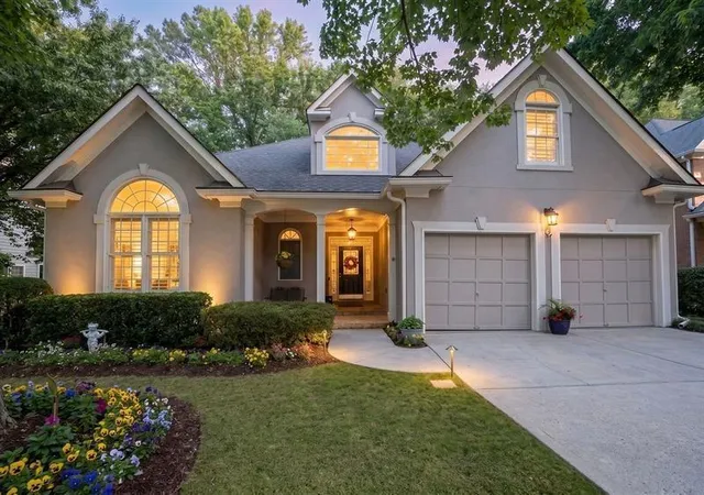 Photo 1 of Single family home for sale at 850 Lake Medlock Dr, Johns Creek, GA 30022 | MLS# 7800688 | Listing updated on 2026-09-18
