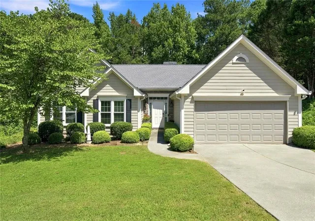 Photo 1 of Sale Pending at 517 Huntgate Rd, Woodstock, GA 30189 | MLS# 7820546 | Listing updated on 2026-08-24