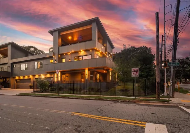 Photo 3 of Townhouse for sale at 10 Moreland NE, Atlanta, GA 30307 | MLS# 7808610 | Listing updated on 2026-08-10