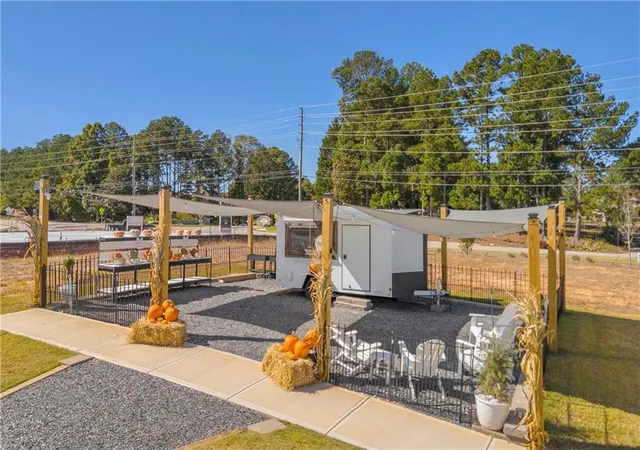 Homes for sale in Dacula, GA | 948 Hilltop Park Ct, Dacula, GA 30019 | MLS# 7785873