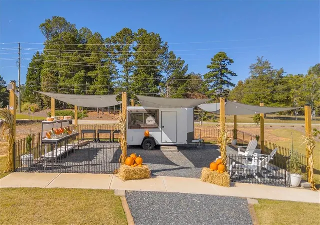 Homes for sale in Dacula, GA | 948 Hilltop Park Ct, Dacula, GA 30019 | MLS# 7785873