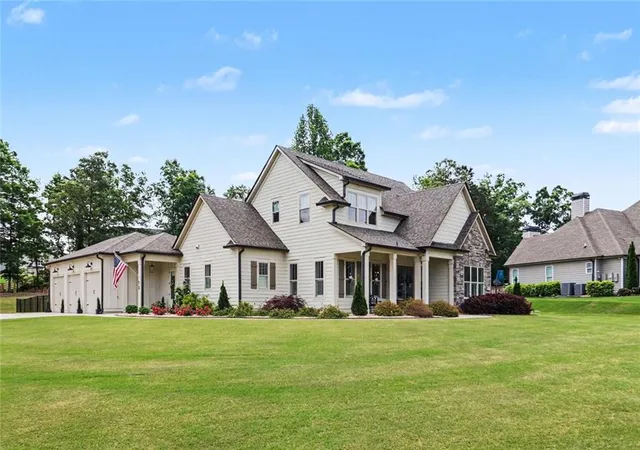 1st image of 13 Anchor Ct, Newnan, GA 30263 | MLS# 7761509