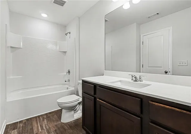 Photo 4 of Sale Pending at 2332 Mckenna Sq Dr, Lithonia, GA 30058 | MLS# 7731350 | Listing updated on 2026-09-18
