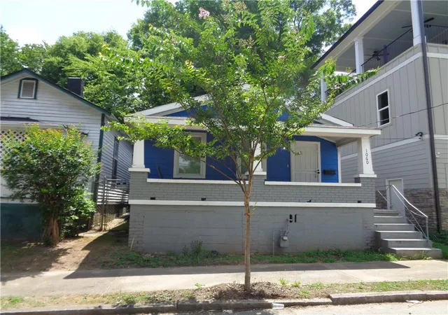 Photo 1 of Single family home for sale at 1060 Garibaldi St, Atlanta, GA 30310 | MLS# 7802543 | Listing updated on 2026-07-10