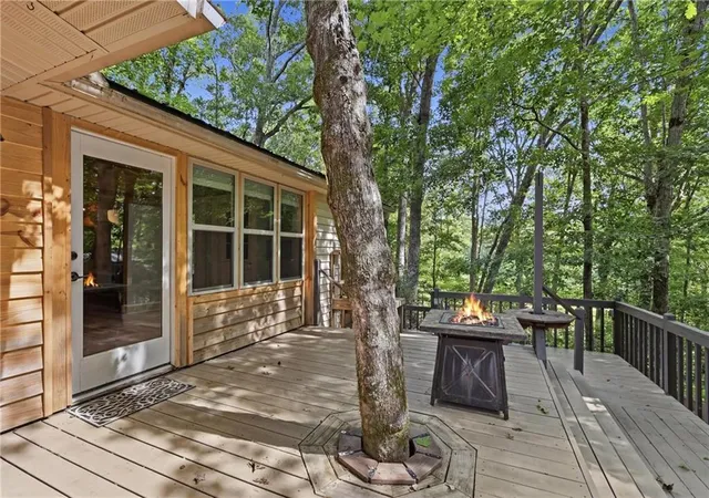 3rd image of 129 Nob Hill Rdg, Cleveland, GA 30528 | MLS# 7795461