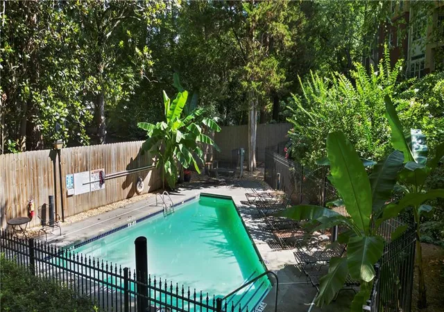 2nd image of 424 Lindbergh Dr Ne, Atlanta, GA 30305