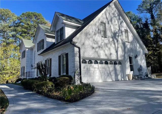 2nd image of 4748 Arcado Rd Sw, Lilburn, GA 30047 | MLS# 7793333